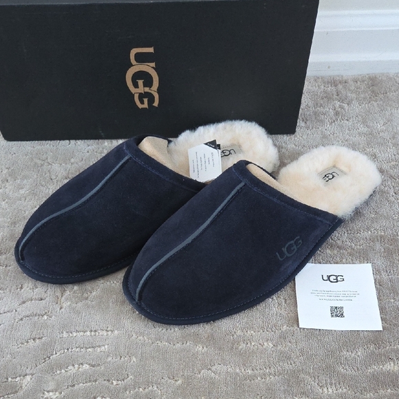 NWT UGG Navy Blue Suede & Shearling Men\'s Scuff Slide On Slippers